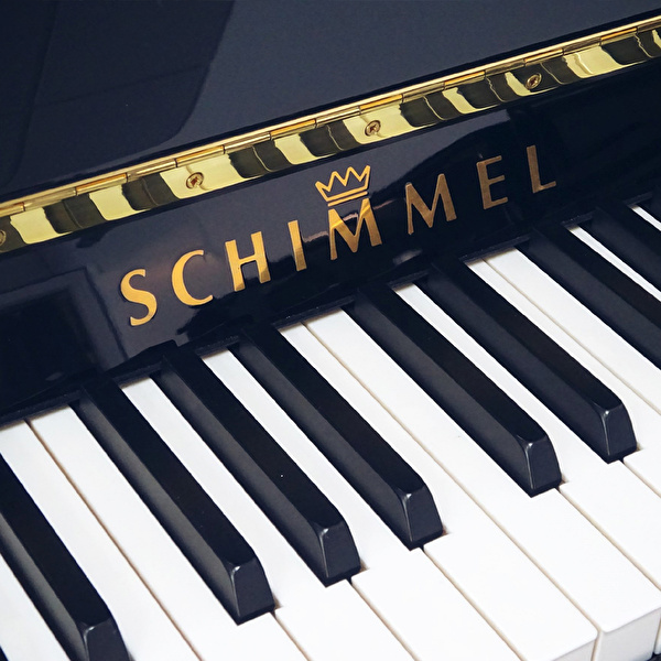 SCHIMMEL C 116 Tradition Parlak Siyah 116 CM Duvar Piyanosu